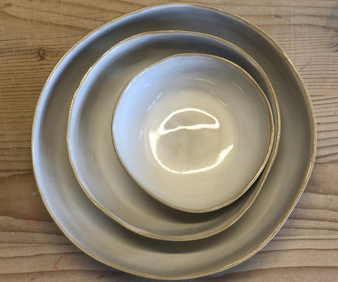 Keramik Schalensatz mit runden Schalen in cremeweiß